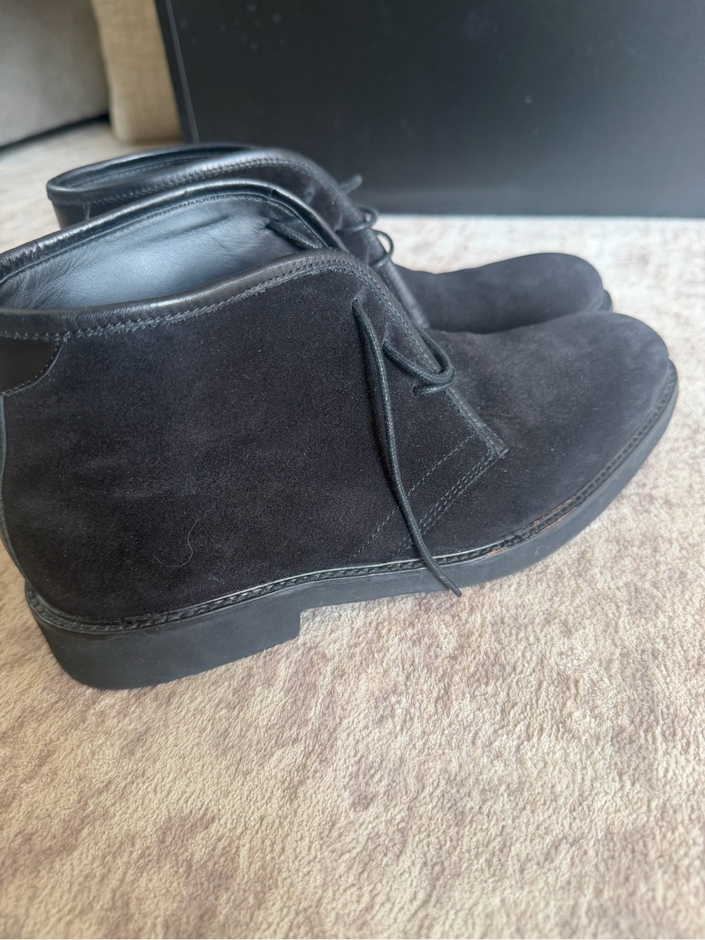 Men's Black Suede Bugatchi Chukka Boots - Classic Lace-Up
